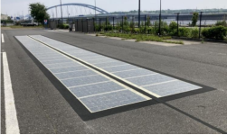 太陽光発電舗装「Wattway」. 東京ベイｅＳＧプロジェクトにおいて