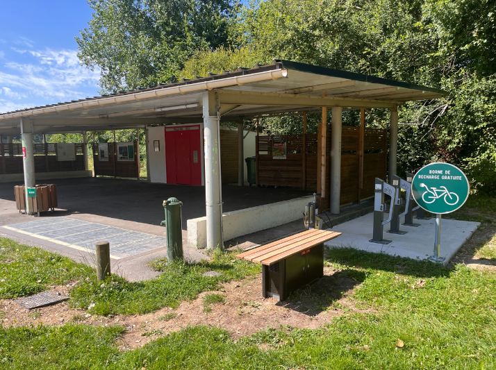 20230718-ww-borne-velo-bonnelles-1