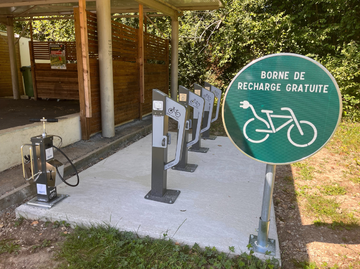 20230718-ww-borne-velo-bonnelles-2